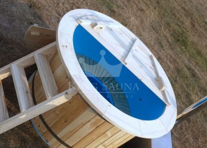 "PLASTIQUE" bain nordique 1.8m avec décoration bois de sapin "PLASTIQUE" bain nordique 1.8m avec décoration bois de sapin