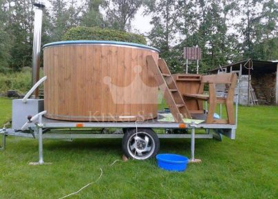 "MOBILE" bain nordique avec une remorque "MOBILE" bain nordique avec une remorque