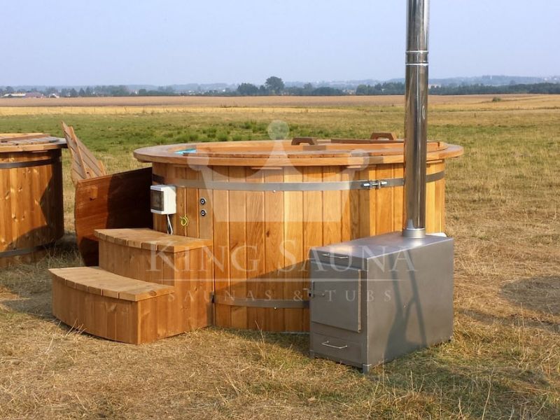 Construis-toi! Baignoire nordique "PLASTIQUE" avec finition en bois Construis-toi! Baignoire nordique "PLASTIQUE" avec finition en bois